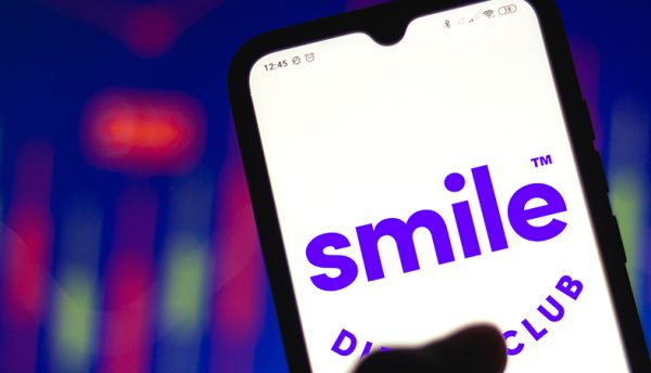 SmileDirectClub begins swift shut down of business  