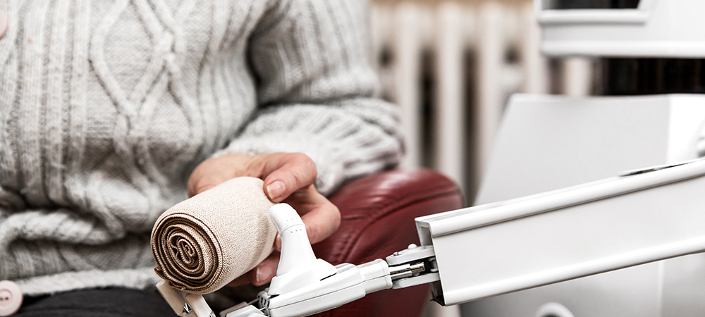 Men more willing than women to accept robot care in old age, Oxford study finds