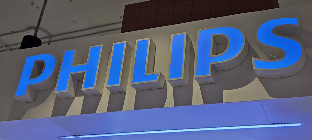 First NHS heart patients monitored with Philips wearable ePatch and AI ECG analysis platform Cardiologs